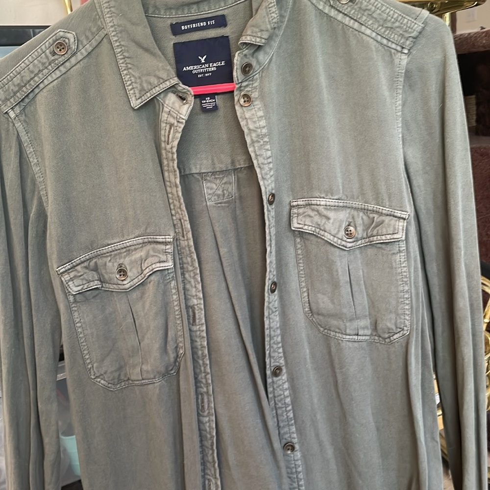 American Eagle army green button down